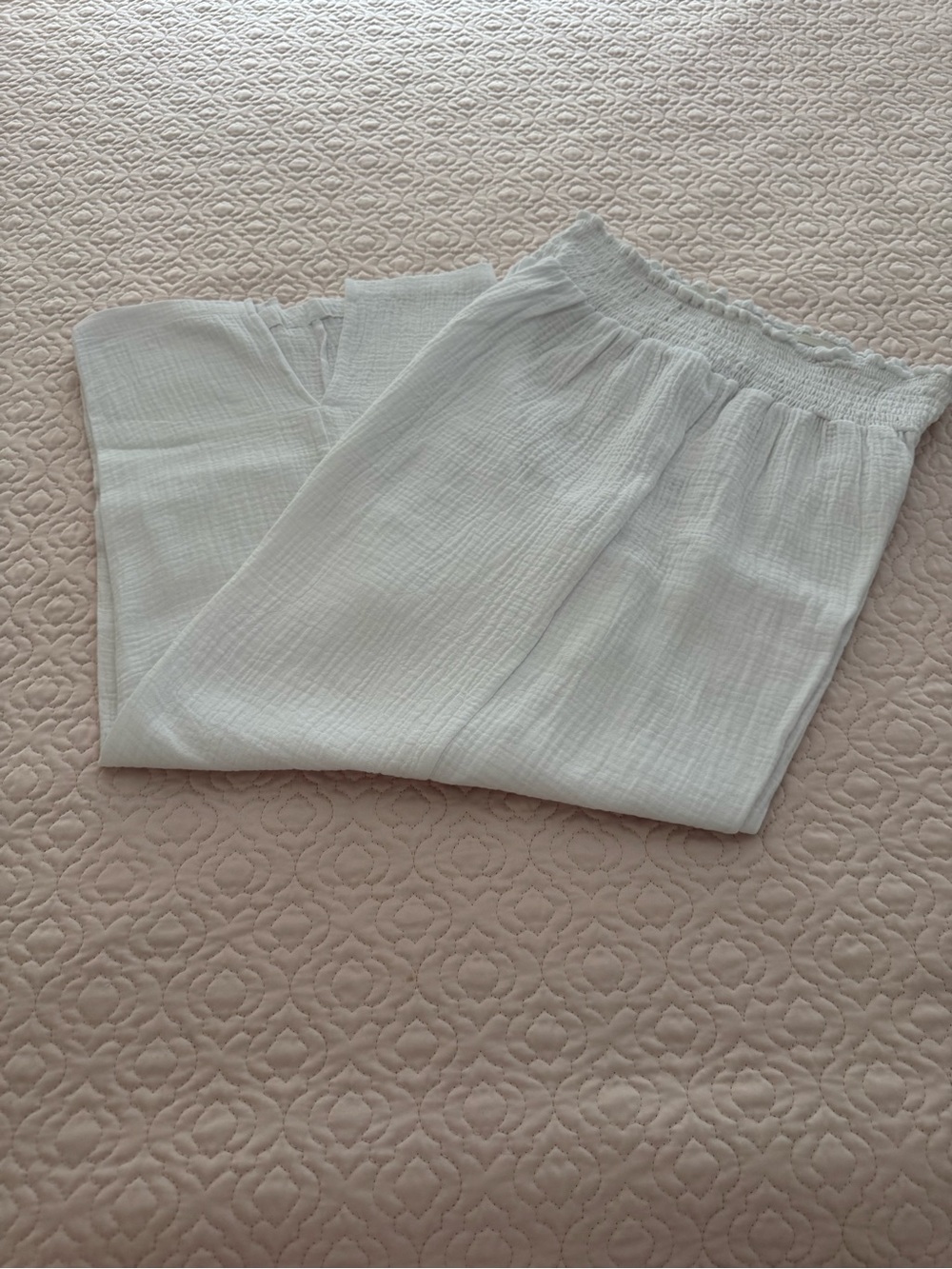 Ladies white, wide elastic waist, 100% cotton, wide leg pants with side slits.